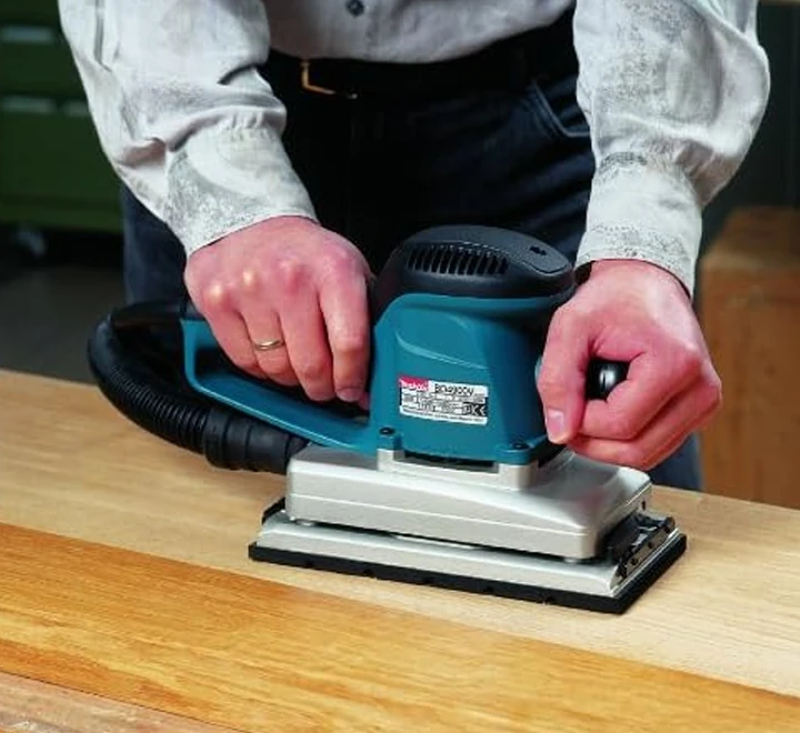 Makita BO4900V 1/2 Sheet Finishing Sander - Image 2